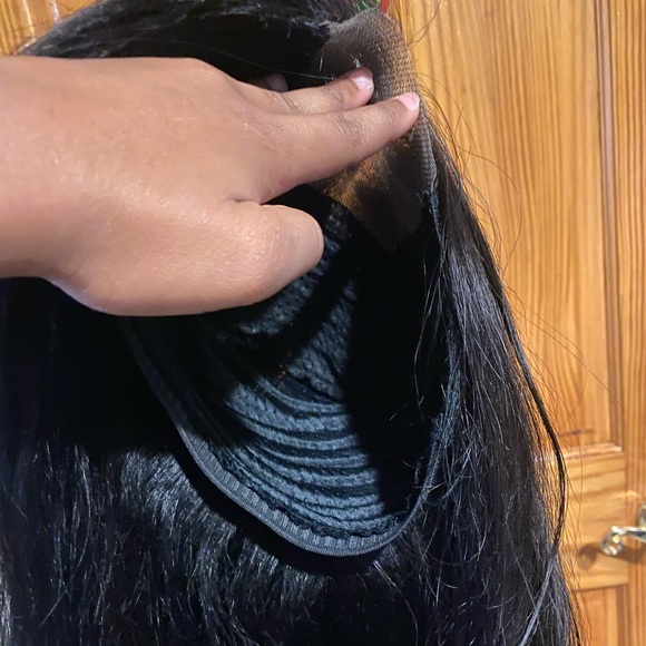 Closure Wig - Picture 6 of 6